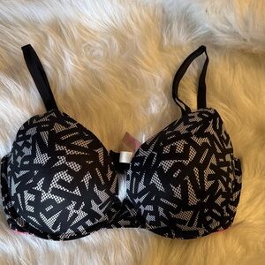 PINK Victoria's Secret Black and White Patterned Bra